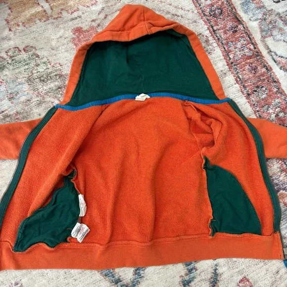 Mini Boden Boys Girls Star Skull Crossbone Orange Zip Up Hoodie 2-3y - Picture 7 of 7